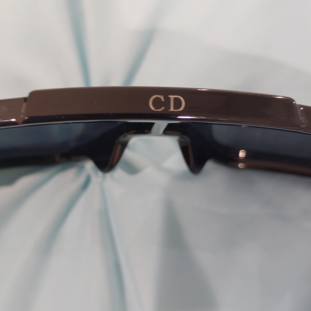 Dior Monogram Sunglasses - Picture 2 of 5